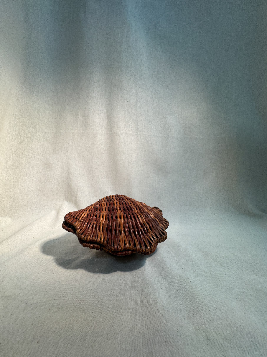 Dark wicker clam shell jewellery box