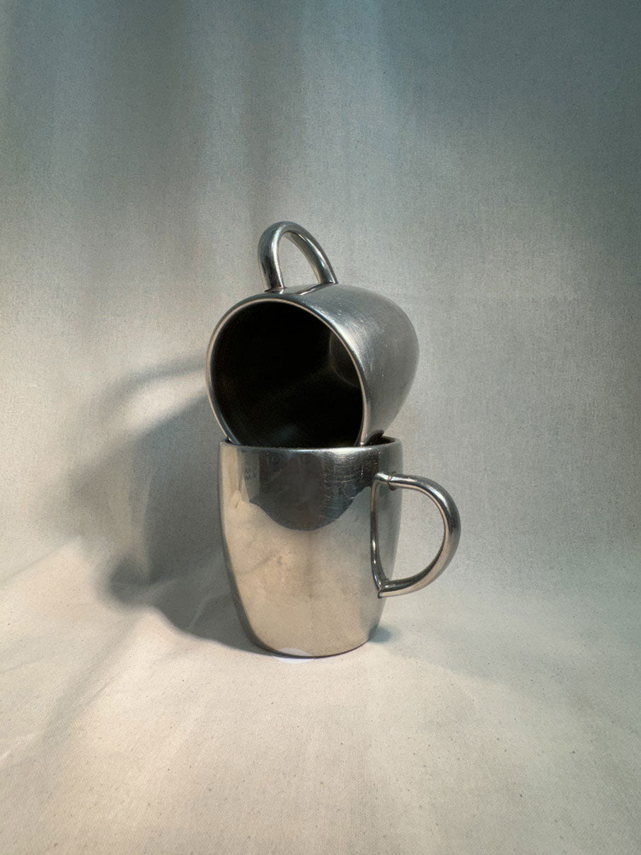 Stainless steel mugs (pair)