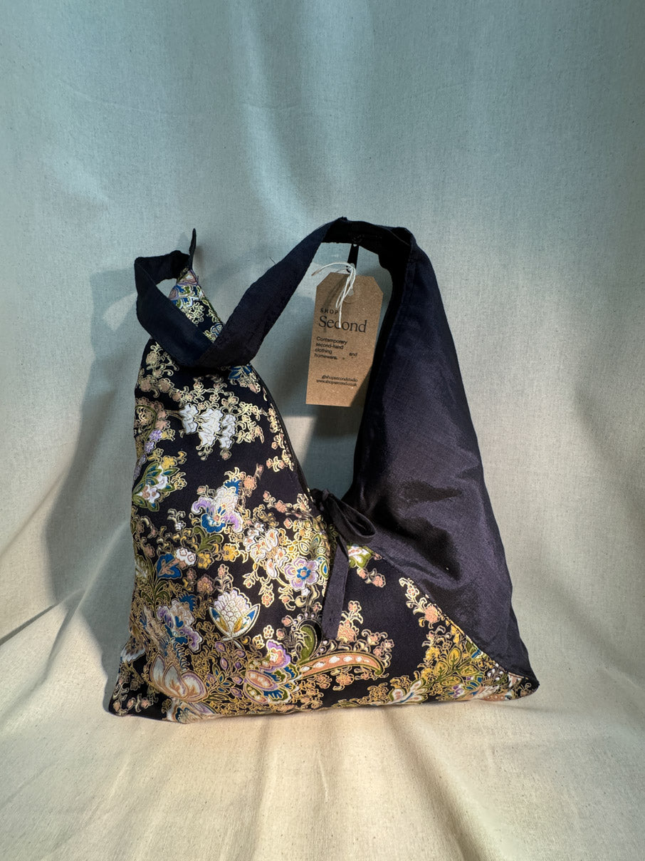 Structured cotton bag