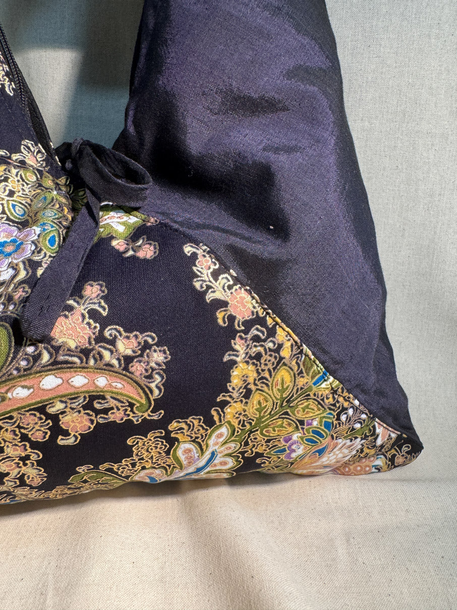 Structured cotton bag