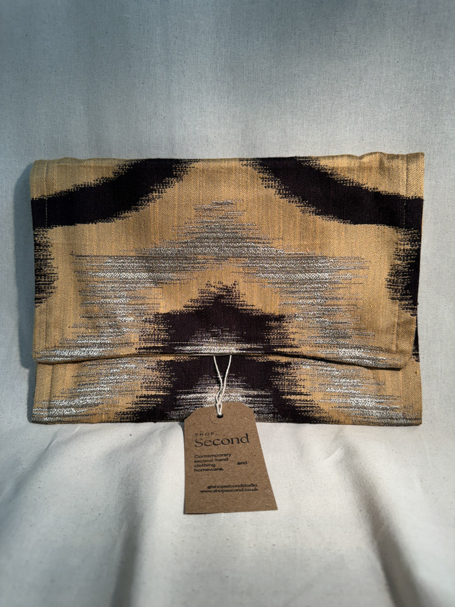 Metallic fabric clutch pouch