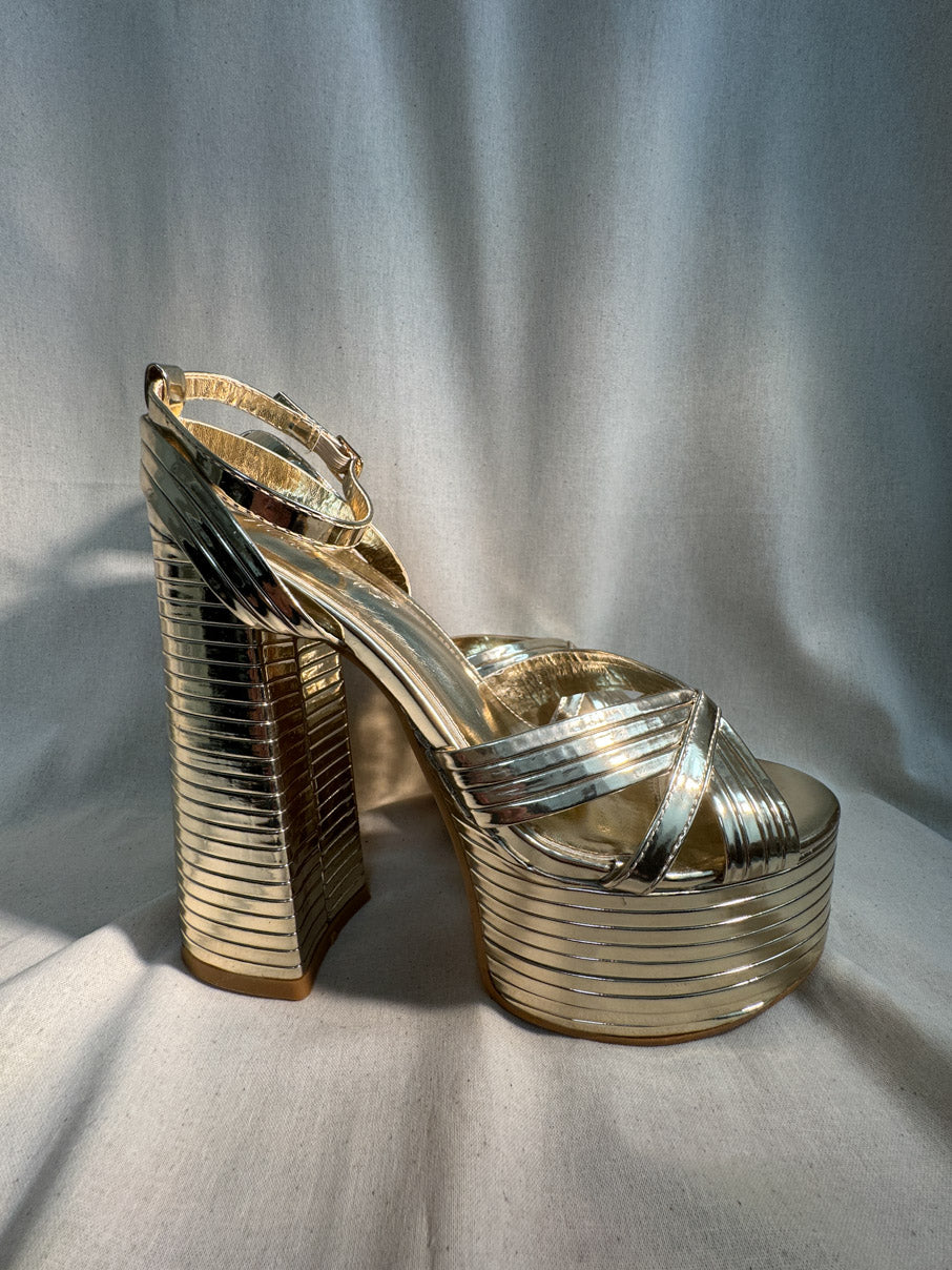 Gold platform sandals (6)