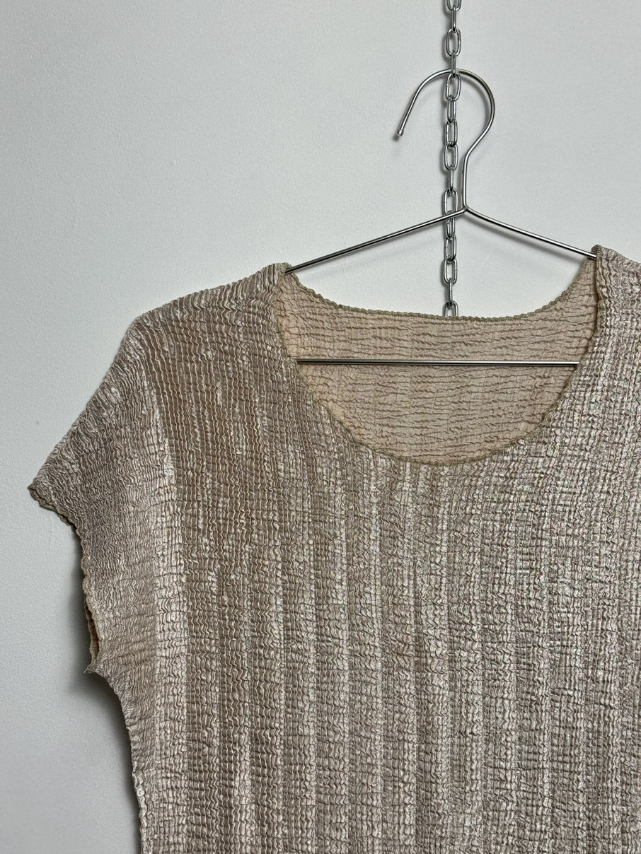 Plisse scoop neck top (S)