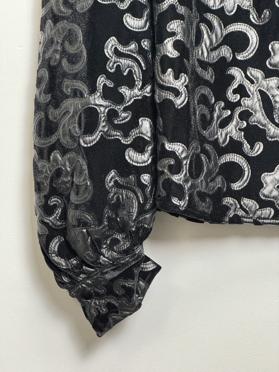 Velveteen jacquard high neck top (S)