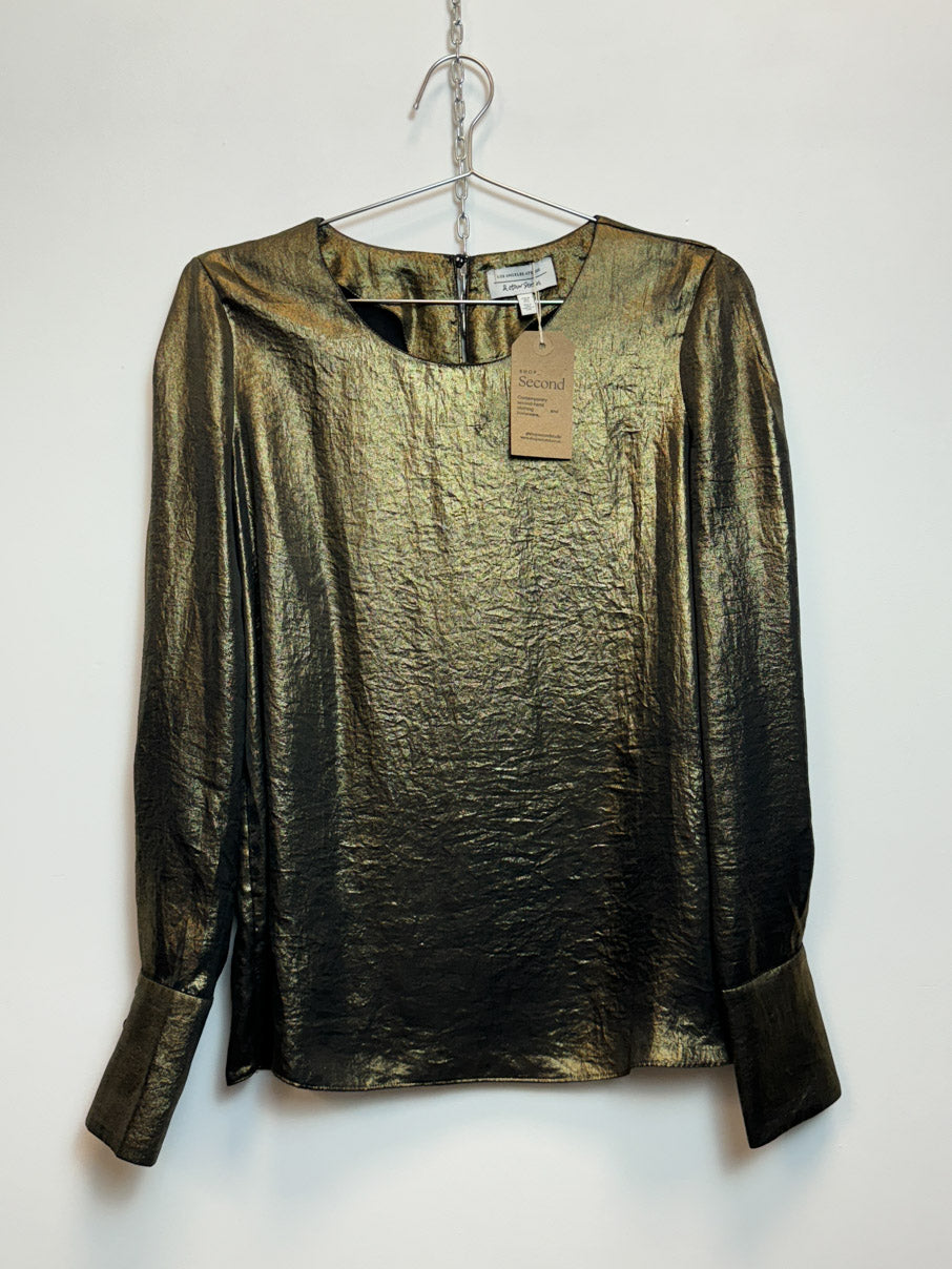 Lamé top with deep cuffs (S)