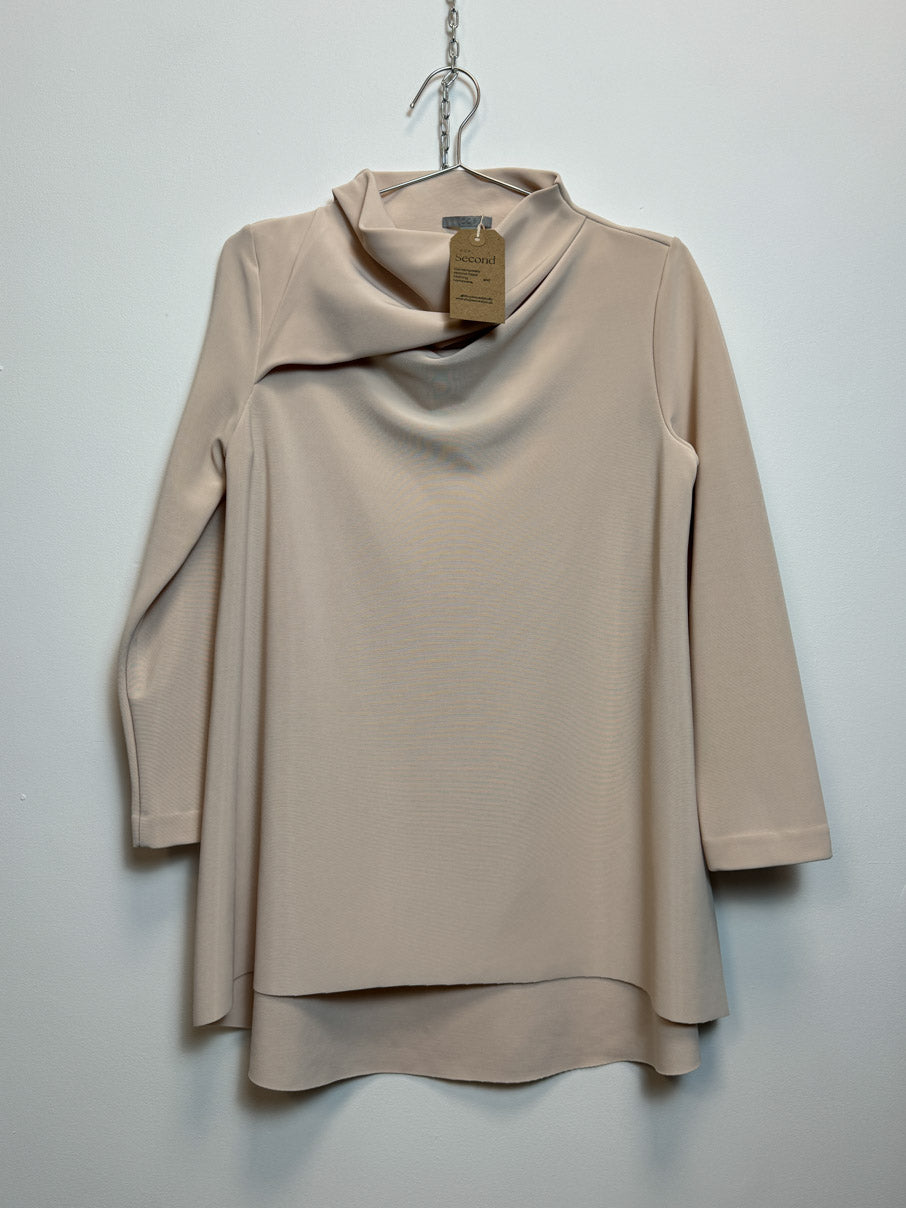 Mock neck long line tunic (S)