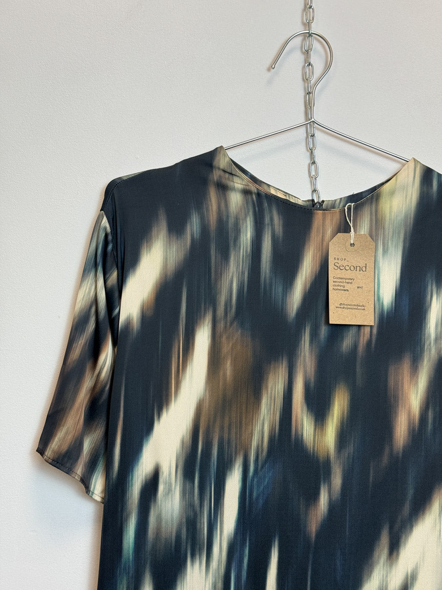 Abstract print tshirt dress (XL)