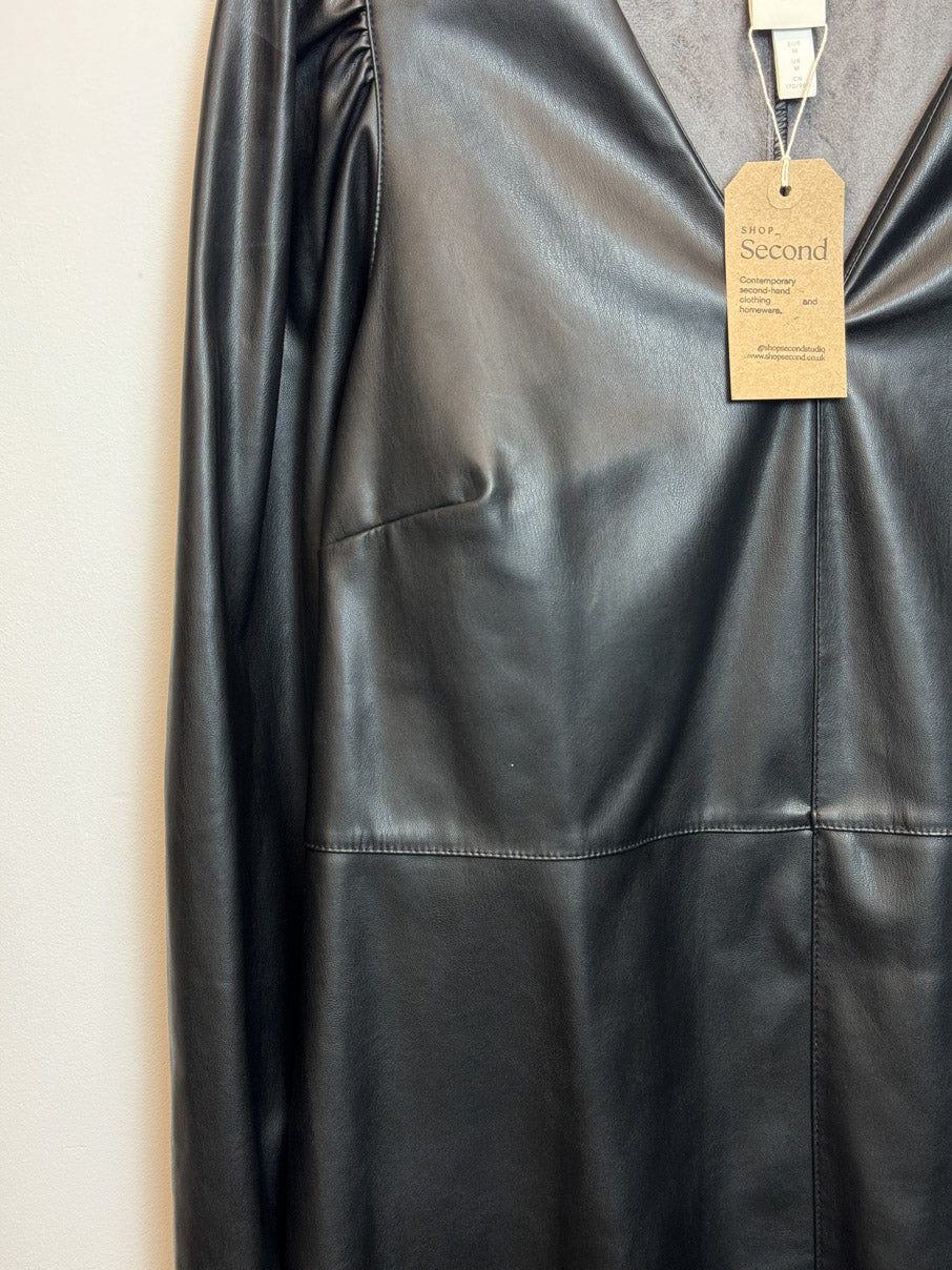 Faux leather dress (M)