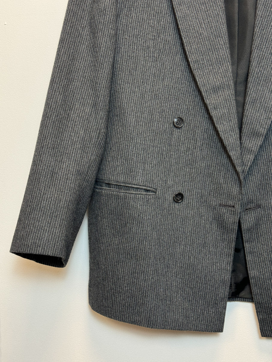 Pinstripe blazer (M)