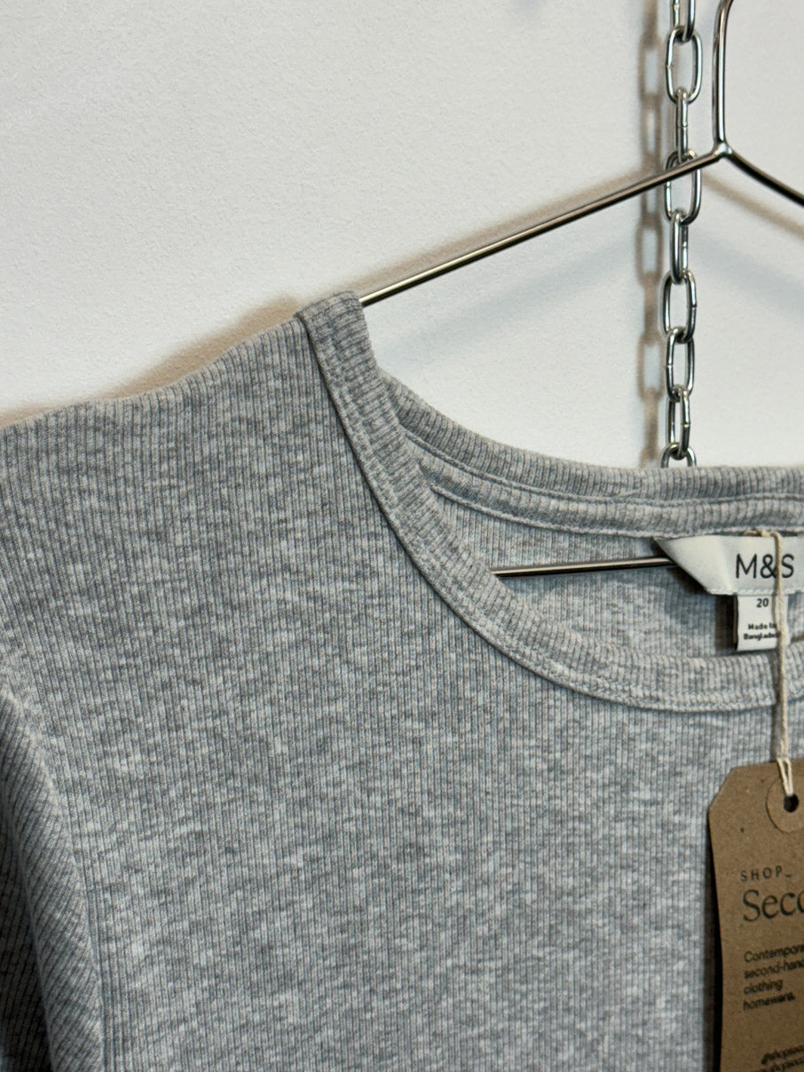 Ribbed baby tee (XL)