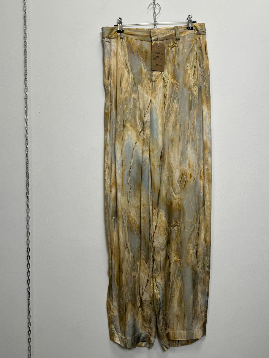 Abstract print straight cut trousers (S)