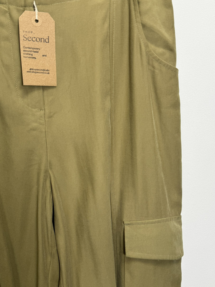 Wide leg cargo pants (M)