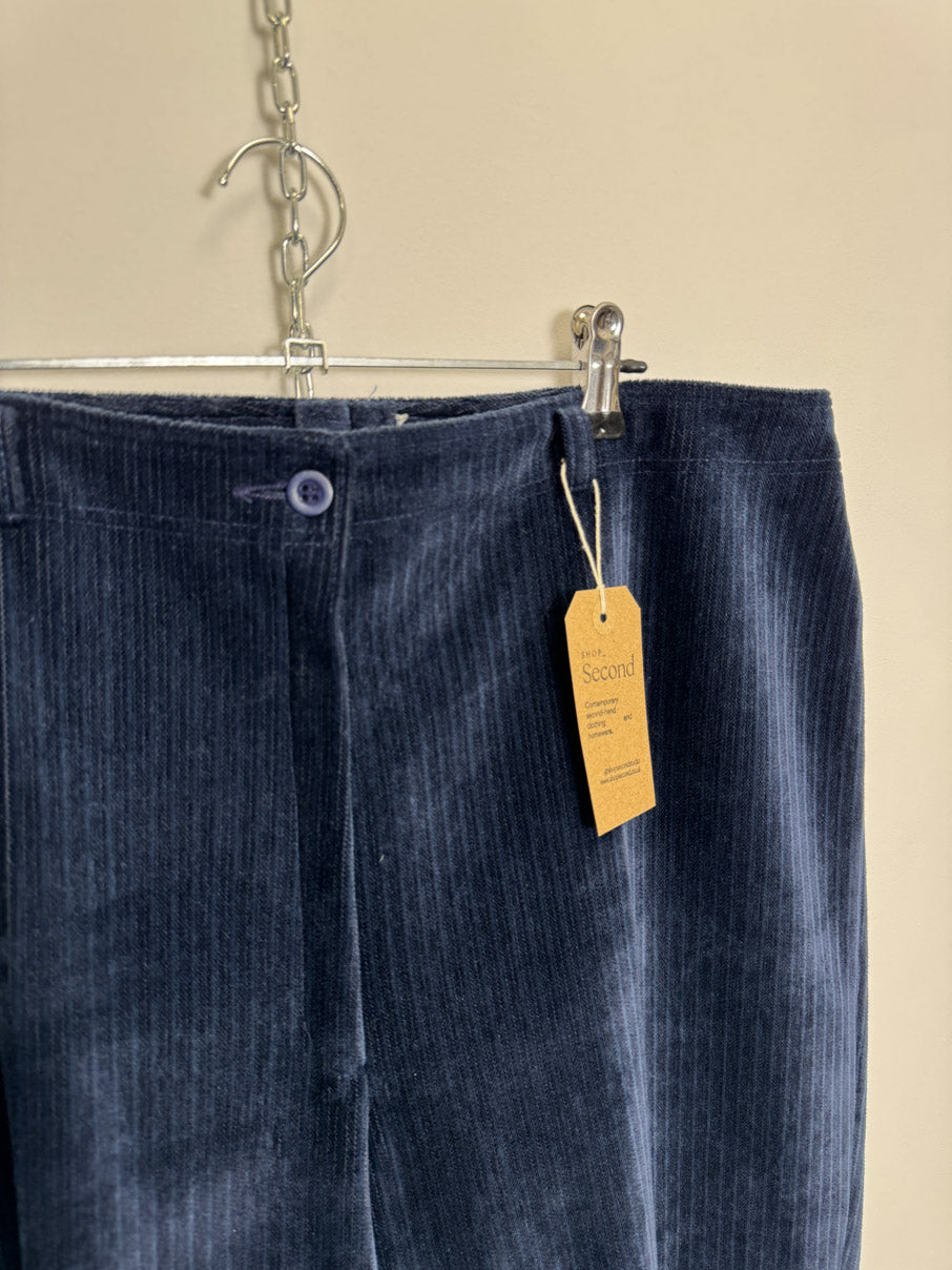 Scandinavian Corduroy Trousers (XL)