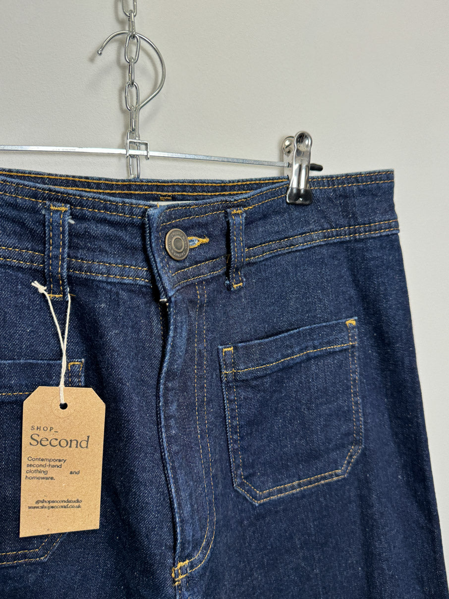 Wide leg 70s style jeans (M)