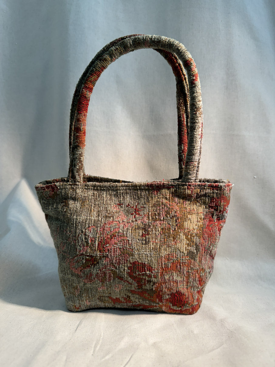 Mini carpet bag