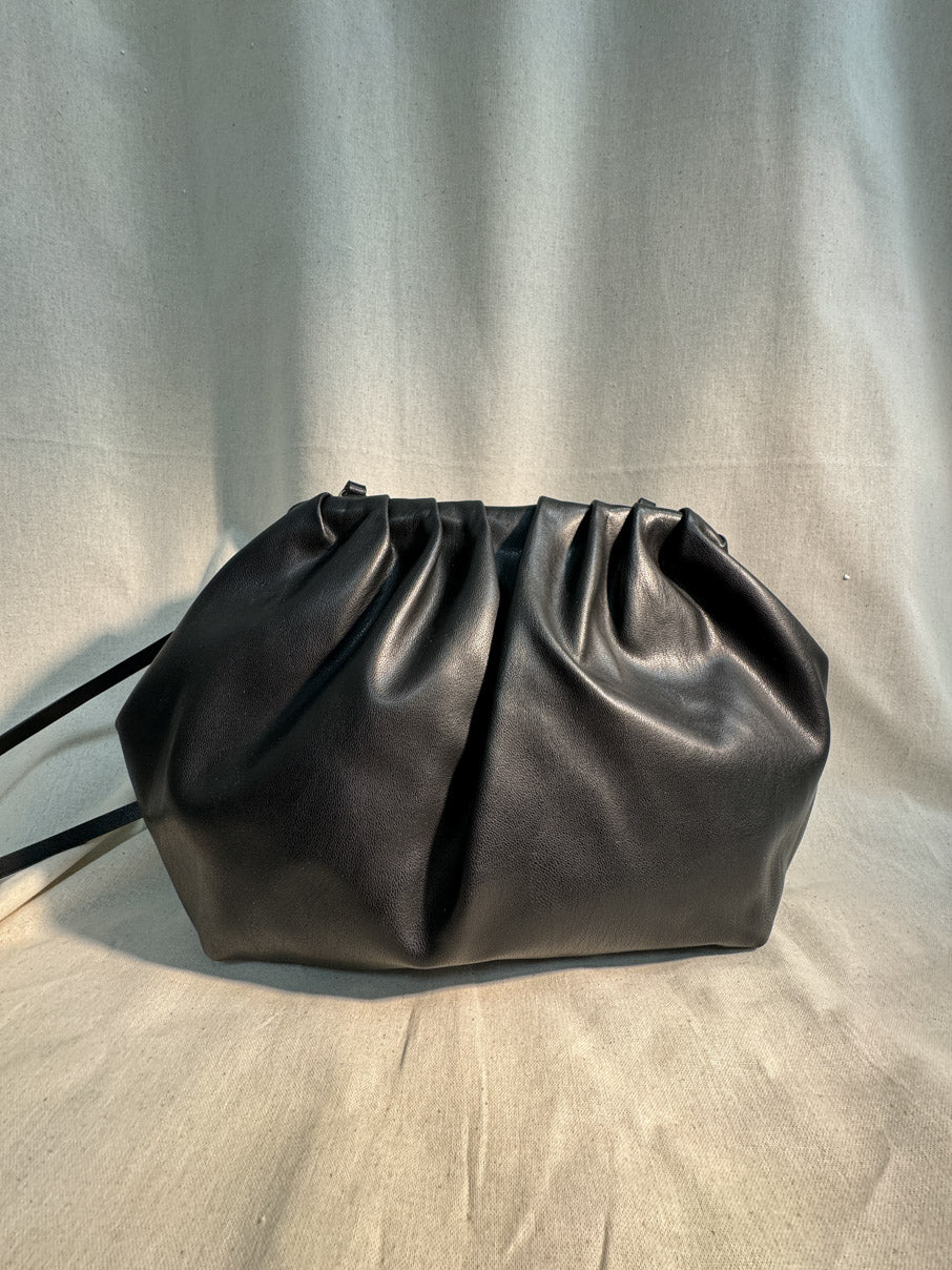 Cross-body ruched bag (removable strap)