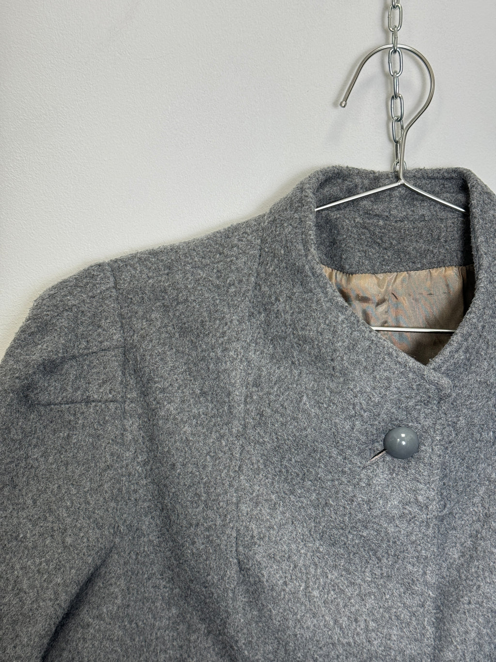 Collarless felt coat with applique detail (M / L)