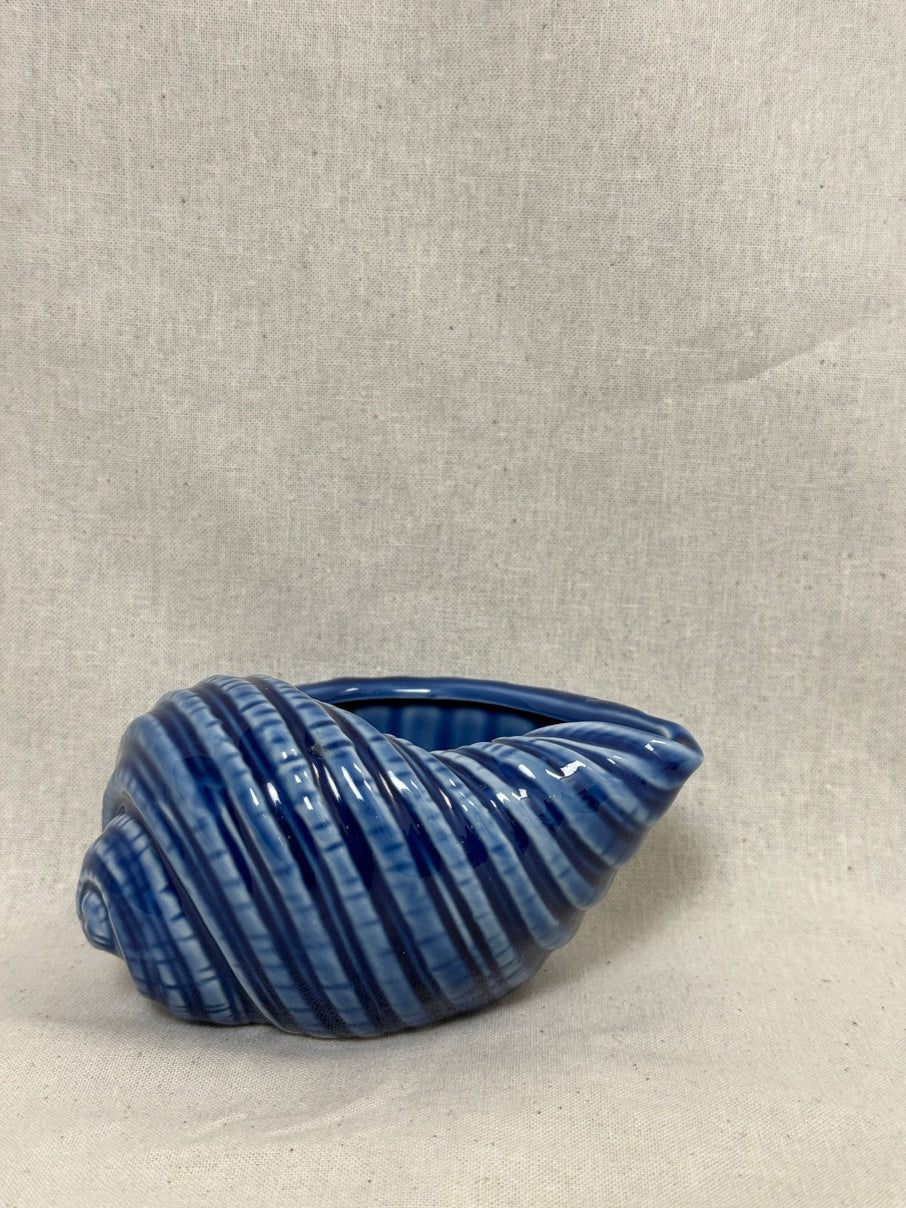 Blue shell ceramic pot