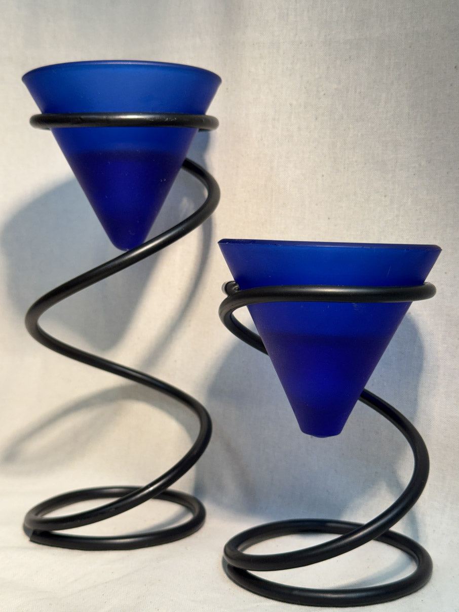 Spiral candle / tealight holders
