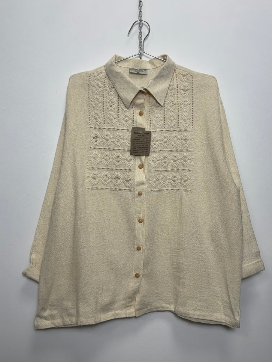 Crochet detail raw cotton shirt (M / L)