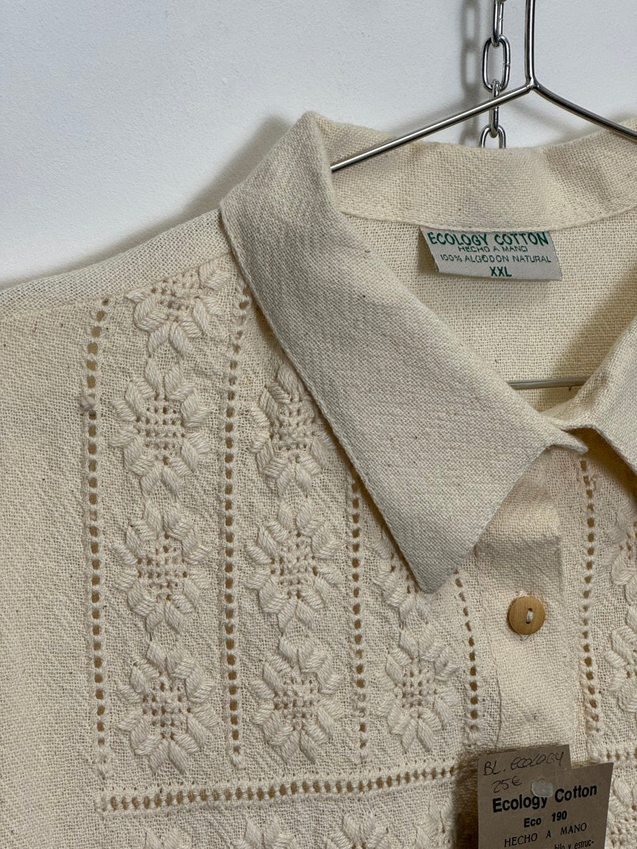 Crochet detail raw cotton shirt (M / L)