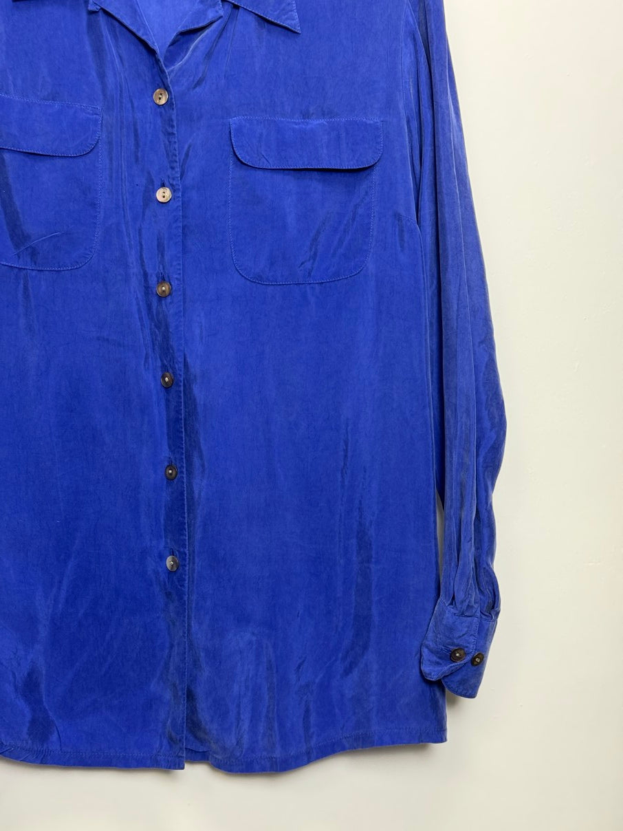Button through shirt (M)
