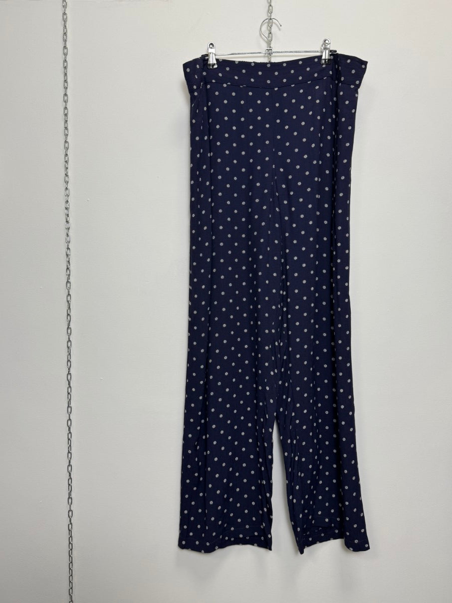 Daisy pattern loose leg trousers (M)