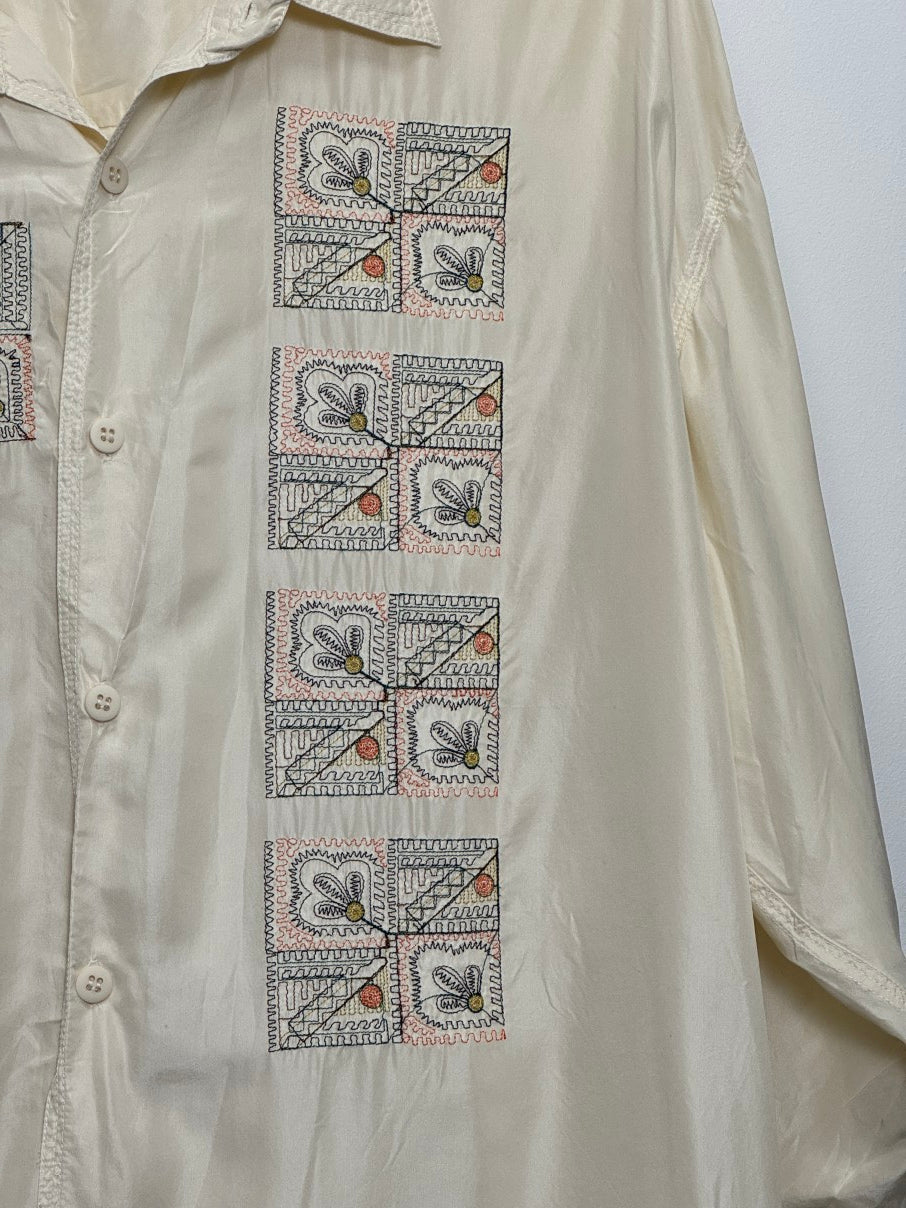 Silk embroidered shirt (L)
