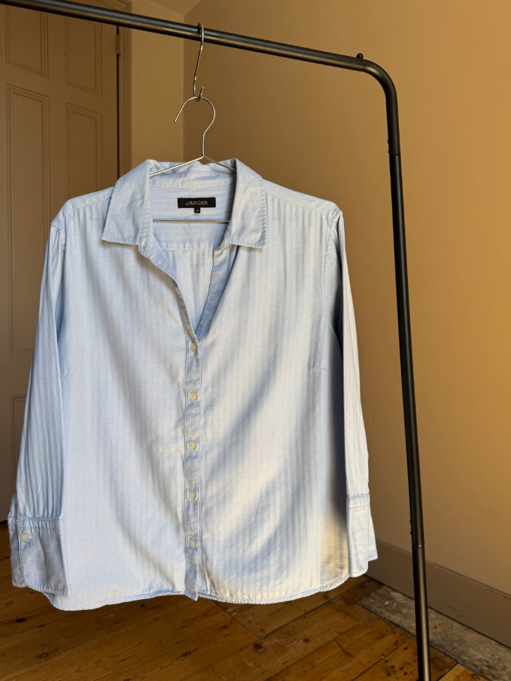 Woven blue shirt (L)