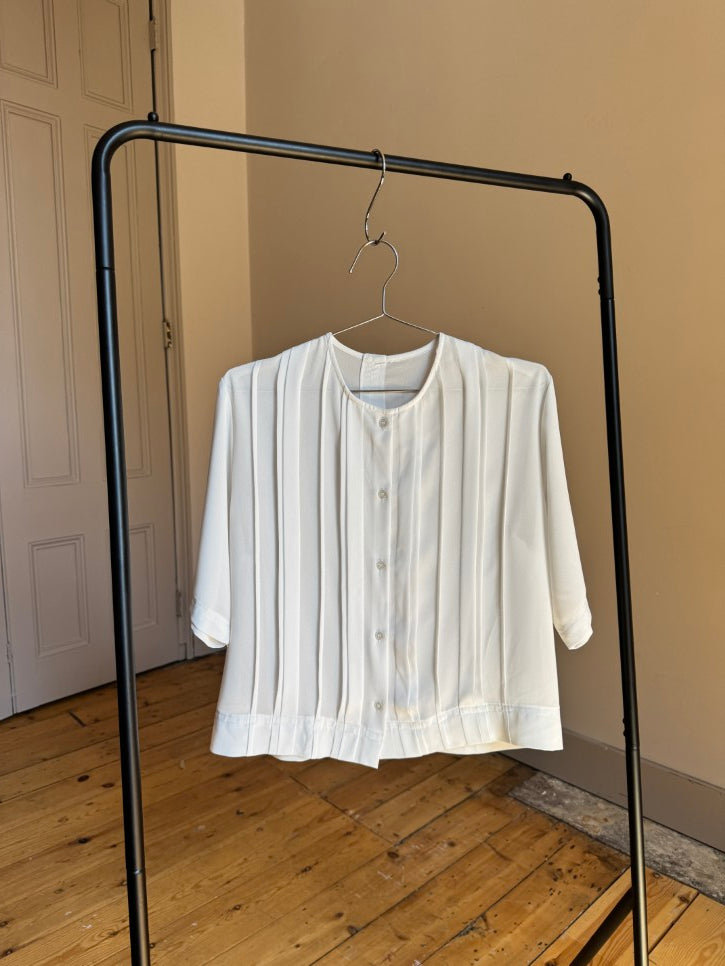 Boxy cropped vintage short sleeved shirt (M)