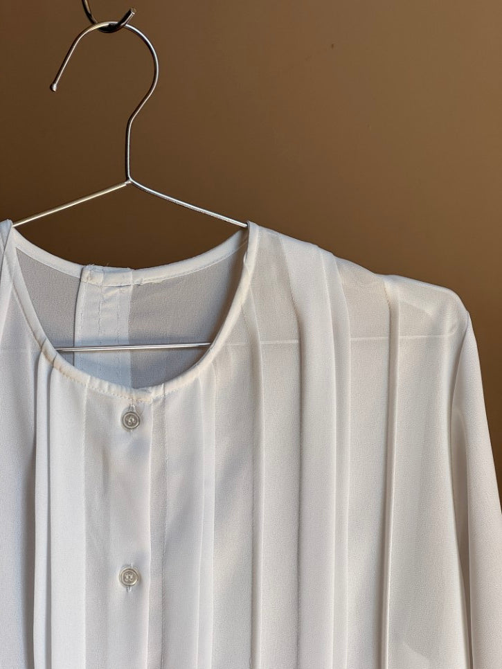 Boxy cropped vintage short sleeved shirt (M)