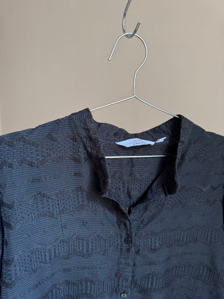 Woven detail shirt (M)