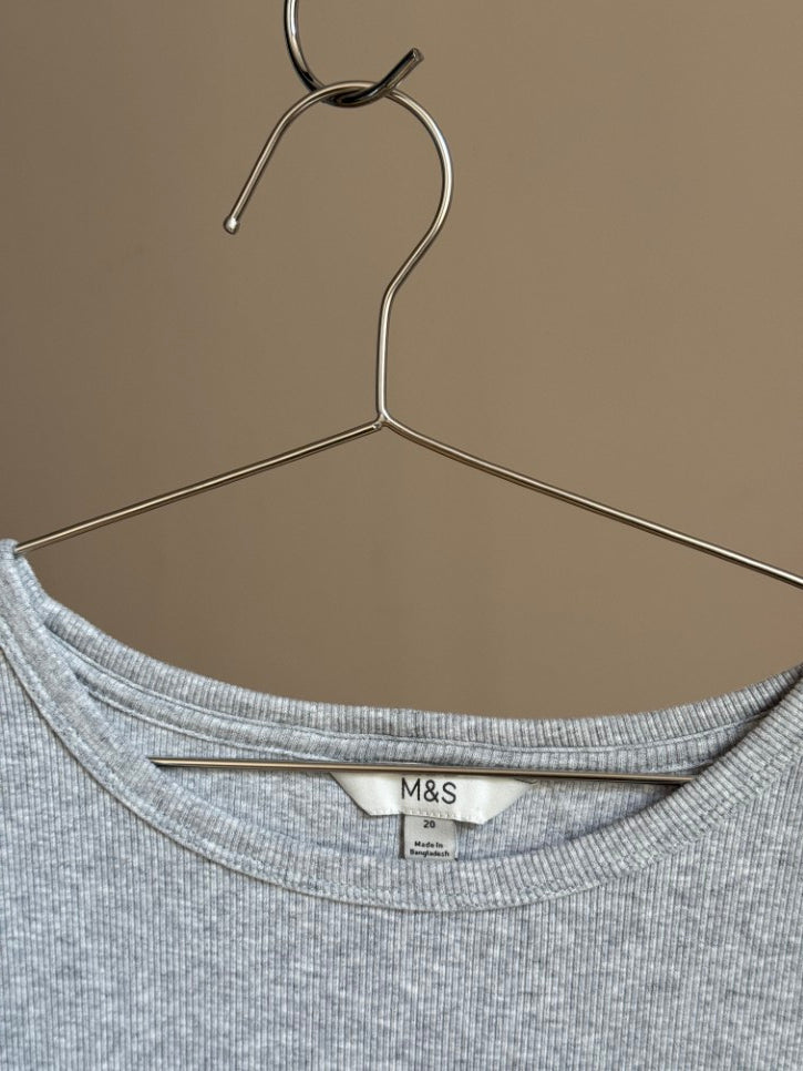 Ribbed baby tee (XL)