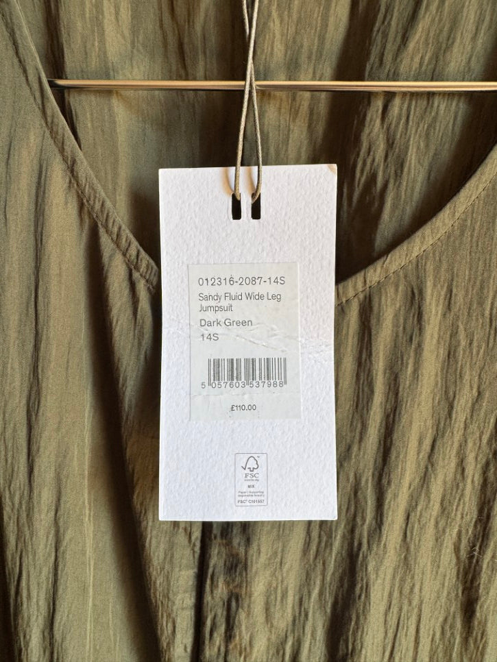 Textured jumpsuit with cut out (M)