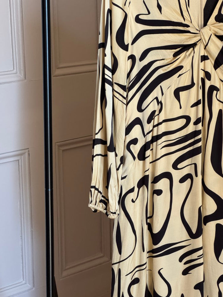 Swirl print satin maxi dress (S / M)