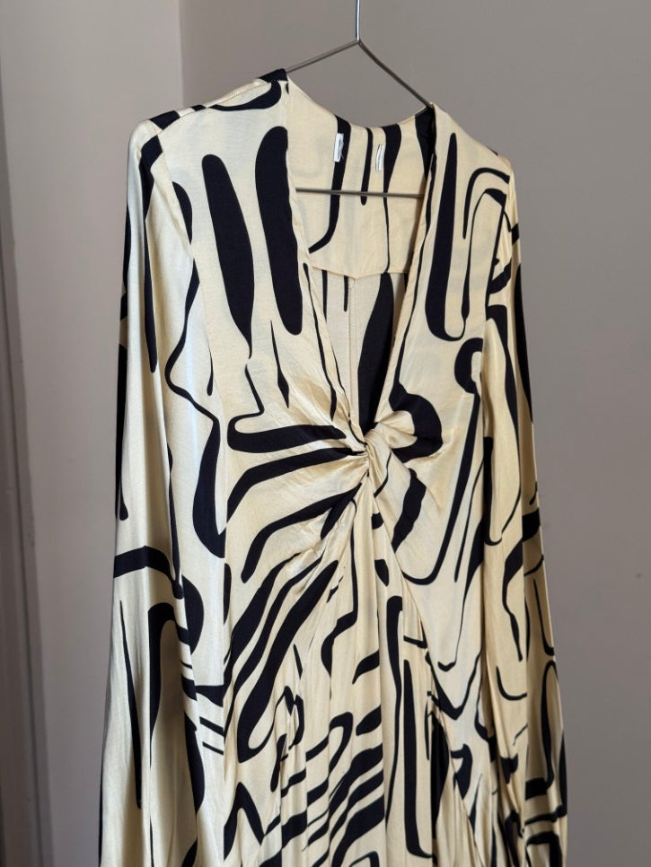 Swirl print satin maxi dress (S / M)