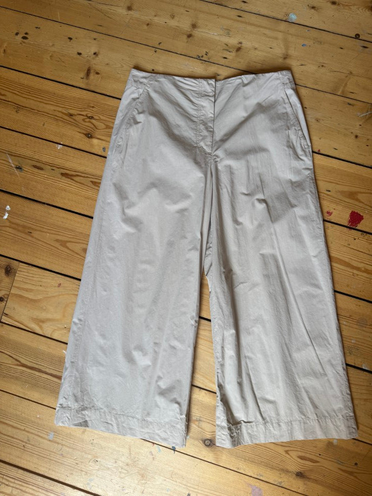 Wide cropped leg chino trousers (L)