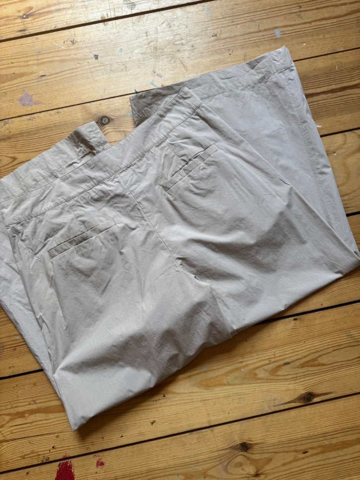 Wide cropped leg chino trousers (L)