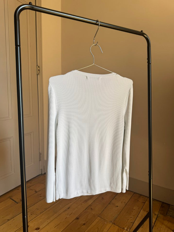 Pierced long-sleeve top (M)