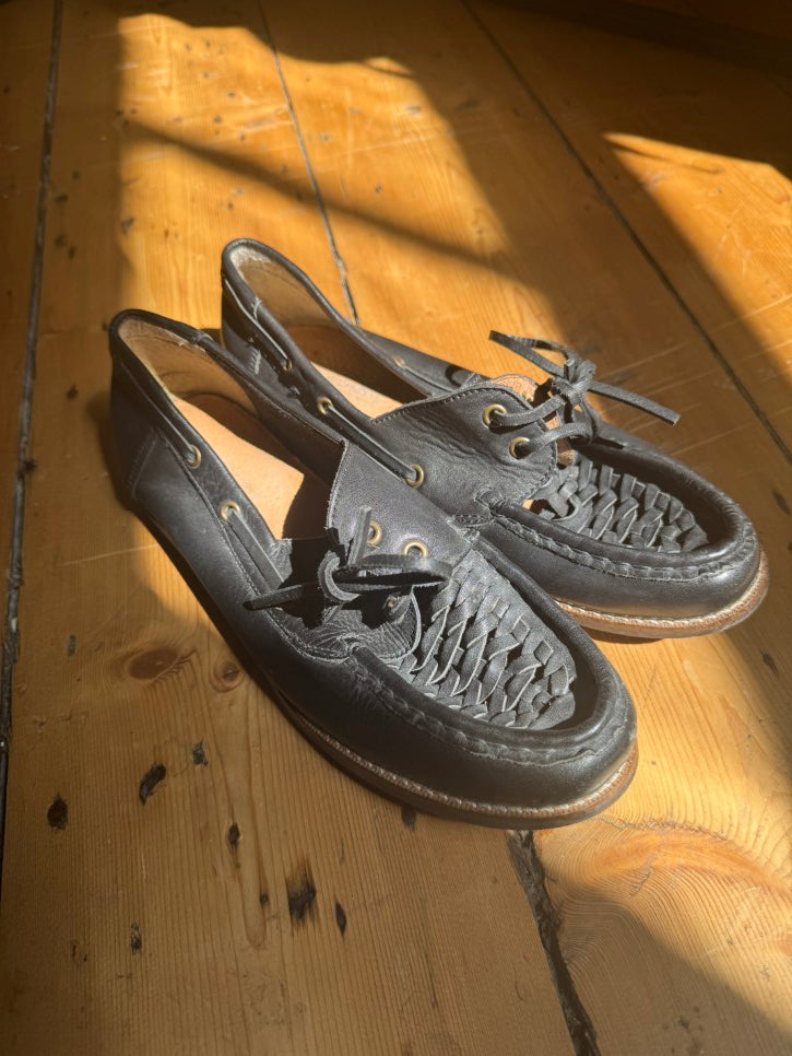 Leather woven boat shoes (6)